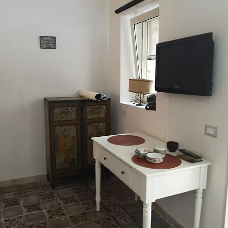 Il Cortiletto 3*